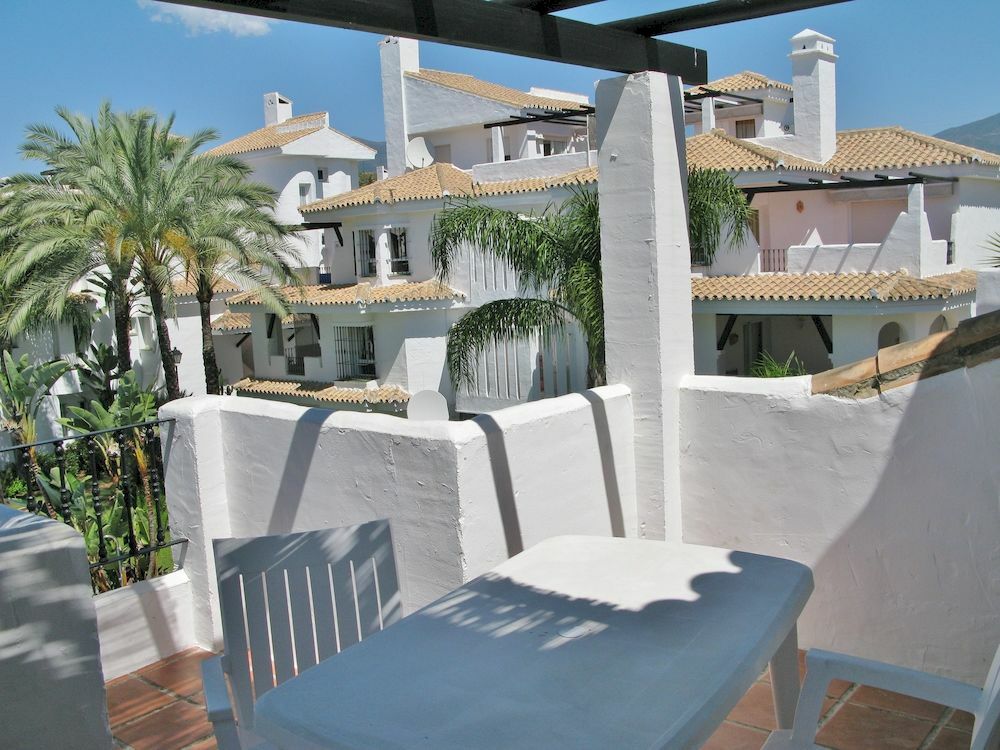 Apartamentos Y Casas Serinamar Marbella El Ángel Buitenkant foto
