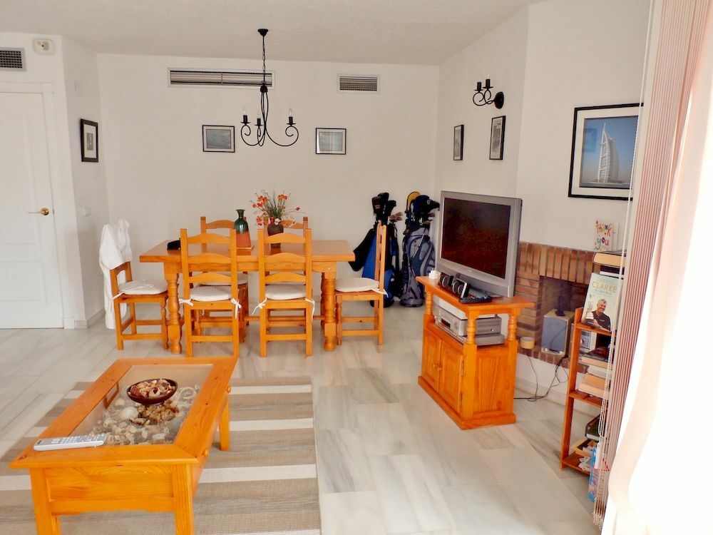Apartamentos Y Casas Serinamar Marbella El Ángel Buitenkant foto