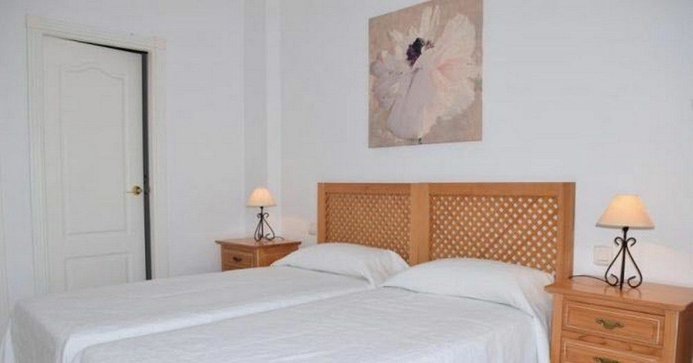 Apartamentos Y Casas Serinamar Marbella El Ángel Buitenkant foto