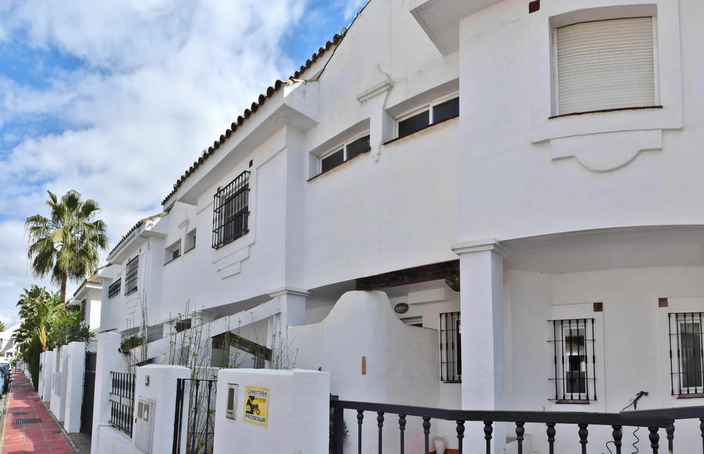 Apartamentos Y Casas Serinamar Marbella El Ángel Buitenkant foto